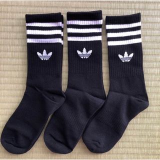 adidasソックス(新品3足)22-25cm