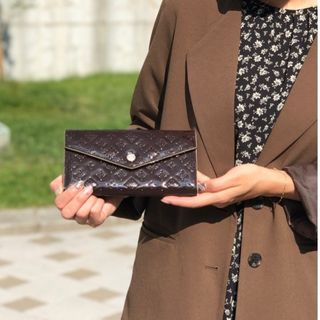 ラシット(Russet)のrusset ラシット ショルダー ベルト付き 長財布 ショルダーウォレット(財布)