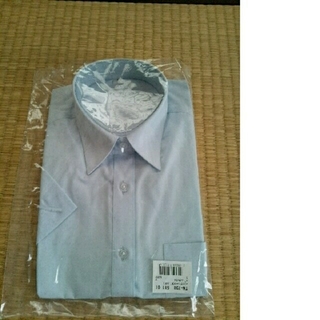 K13 サイズTS 半袖ワイシャツ 水色(ブラウス)