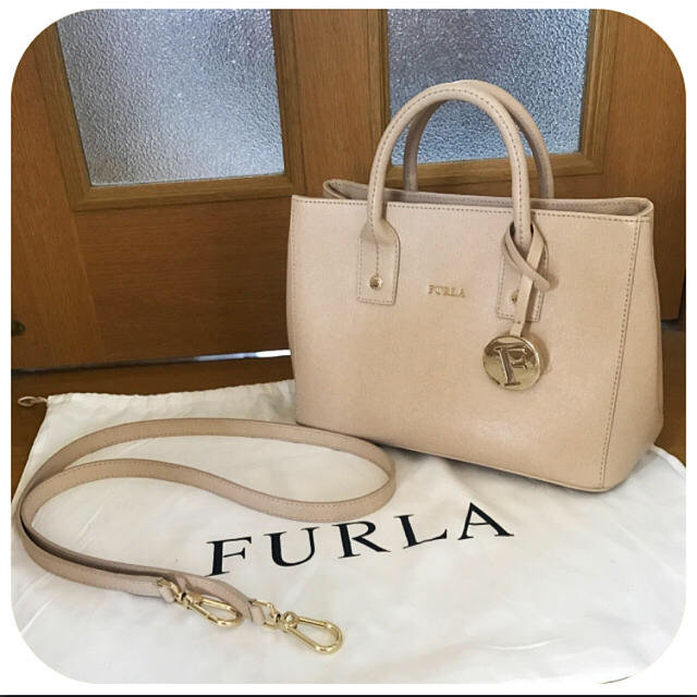 最安値に挑戦！ Furla - 【新品】FURLA LINDA  正規品 バッグ ショルダーバッグ