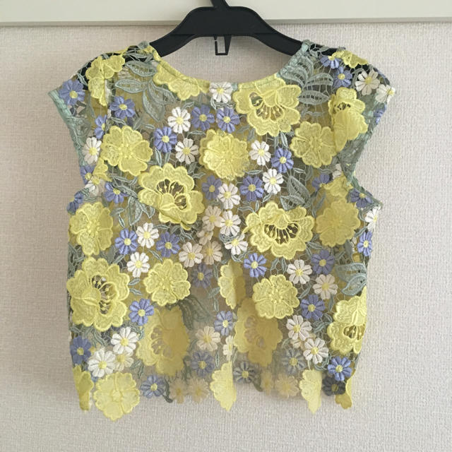 GW限定！lilybrown ♡ カラフルレースケミカルトップス 1