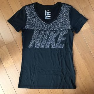 ナイキ(NIKE)のNIKE 黒 ドライフィット Tシャツ Ｍ(Tシャツ(半袖/袖なし))