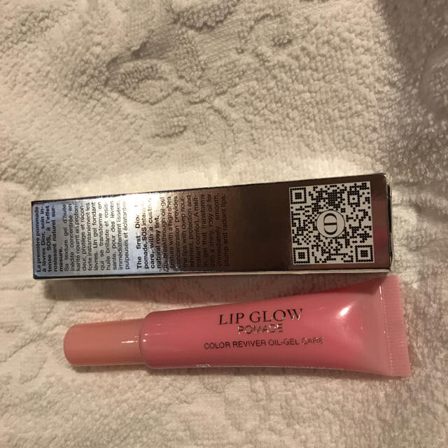 Dior(ディオール)のDior Lip Glow Pomade ジェル状リップ美容液 コスメ/美容のスキンケア/基礎化粧品(リップケア/リップクリーム)の商品写真