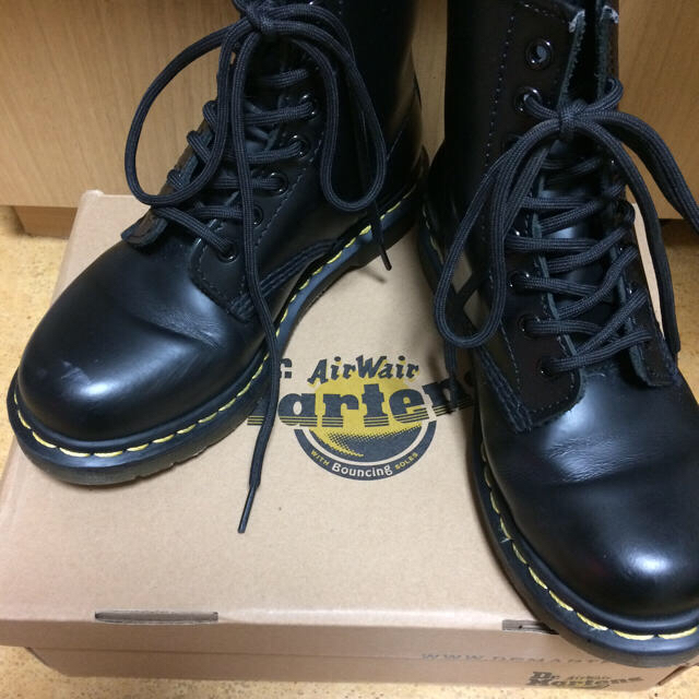 Dr.Martens UK4 8ホール