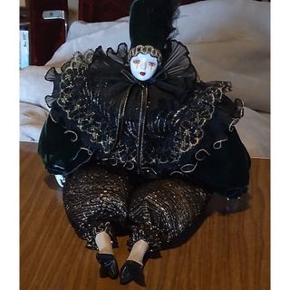 クラウン ピエロ ビスクドール