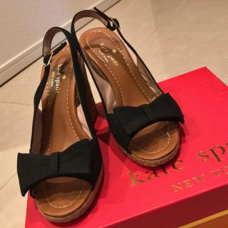 ケイトスペードニューヨーク(kate spade new york)のkate spadeウェッジソールサンダル23.5cm black(サンダル)