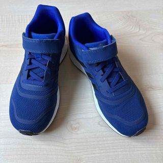 adidas スニーカー20.0