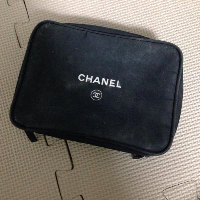 CHANEL(シャネル)のCHANEL化粧ポーチ レディースのファッション小物(ポーチ)の商品写真