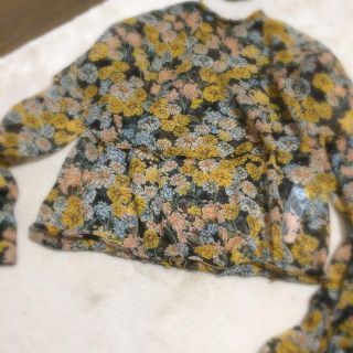 ザラ(ZARA)のZARA♡花柄トップス(シャツ/ブラウス(長袖/七分))