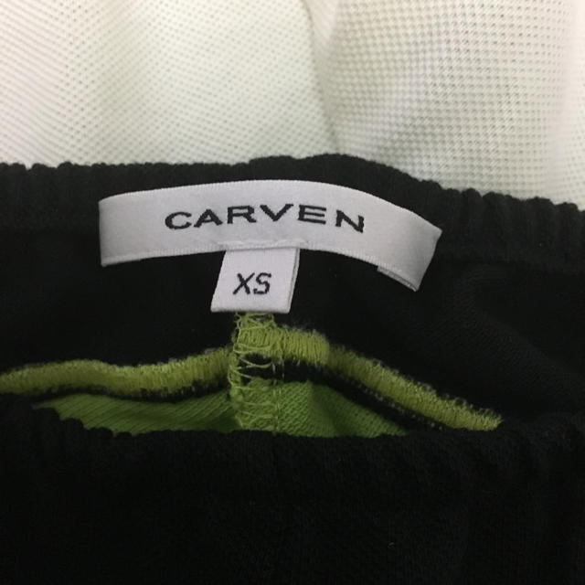 CARVEN(カルヴェン)のCARVEN カルヴェン バイカラー ショートパンツ XS レディースのパンツ(ショートパンツ)の商品写真