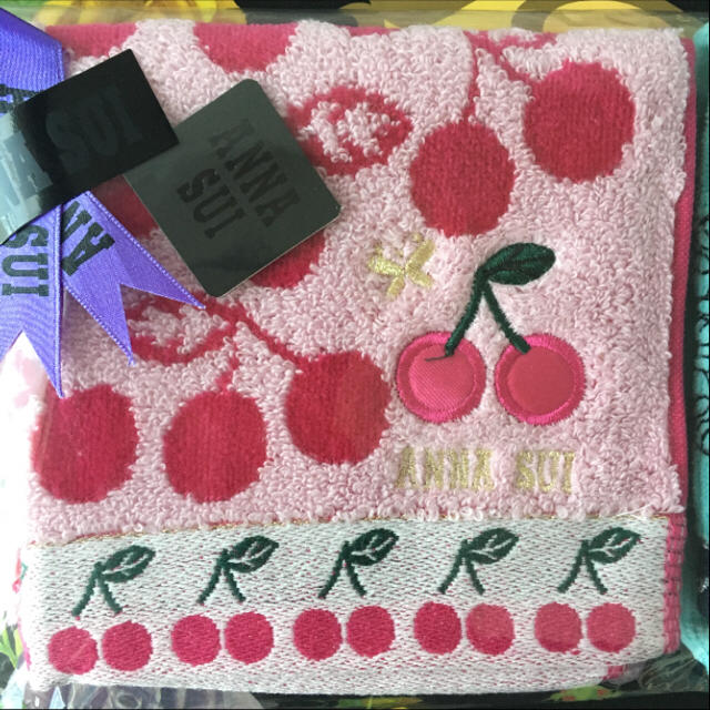 ANNA SUI(アナスイ)の新品 ANNA SUI タオル ハンカチ レディースのファッション小物(ハンカチ)の商品写真