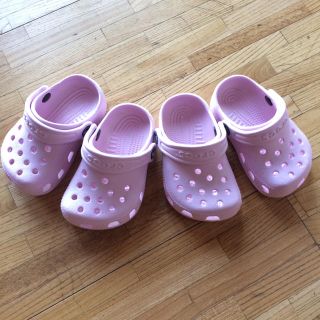 クロックス(crocs)の専用チャム様 ベビークロックス サンダル 2足セット(サンダル)