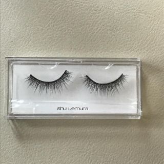 シュウウエムラshuuemuraアイラッシュスモーキーレイヤーズ シュウウエムラshuuemuraアイラッシュスモーキーレイヤーズ