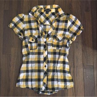 フォーエバートゥエンティーワン(FOREVER 21)の【美品】フォーエバー21★黄色×黒 チェックシャツ★サイズS(シャツ/ブラウス(長袖/七分))