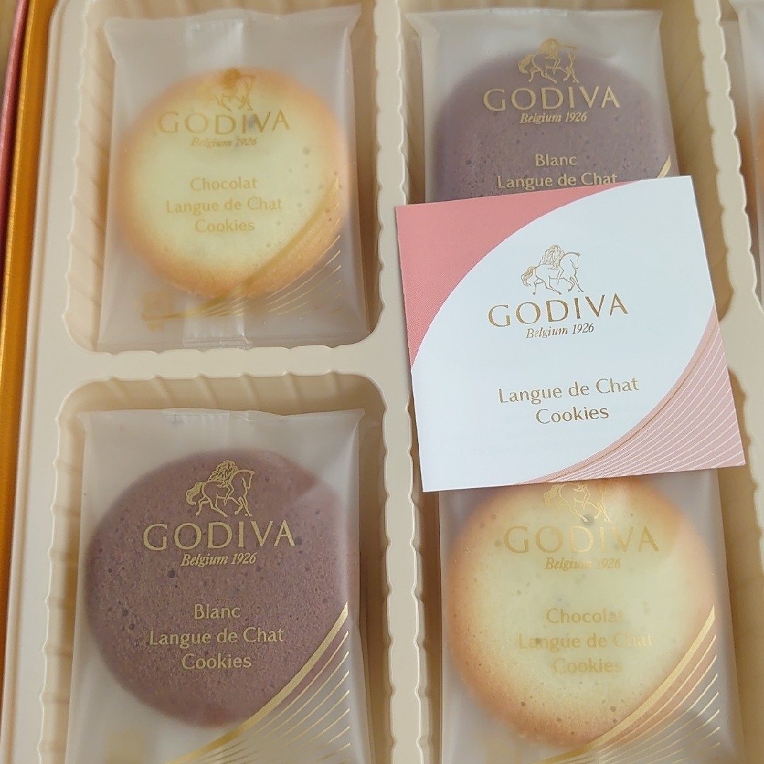 GODIVA(ゴディバ)の本日までGODIVA ゴディバ ショコラ&ブラン ラングドシャクッキー☓2箱 食品/飲料/酒の食品(菓子/デザート)の商品写真