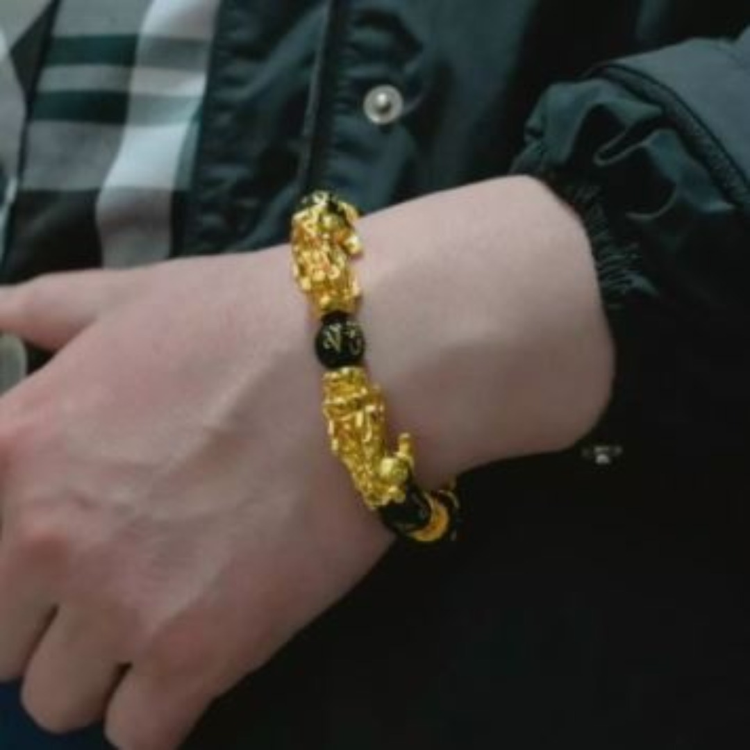 【金運】 貔貅 ブレスレット 六字真言 メンズのアクセサリー(ブレスレット)の商品写真