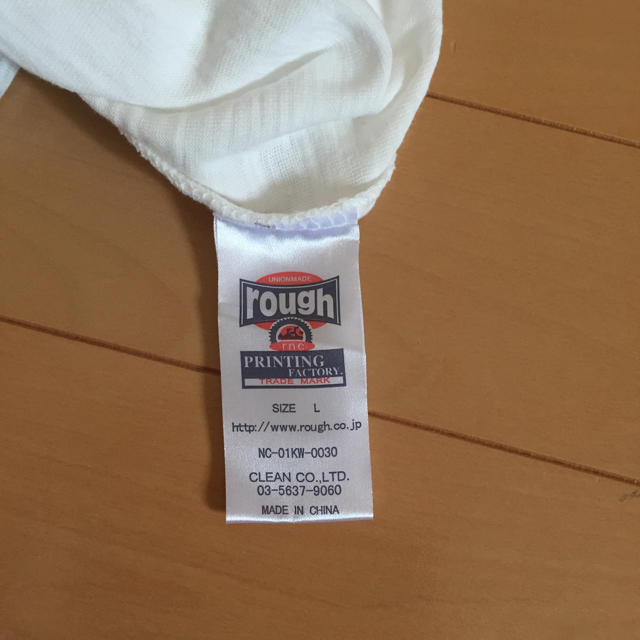 rough(ラフ)のrough  TシャツLサイズ レディースのトップス(Tシャツ(半袖/袖なし))の商品写真