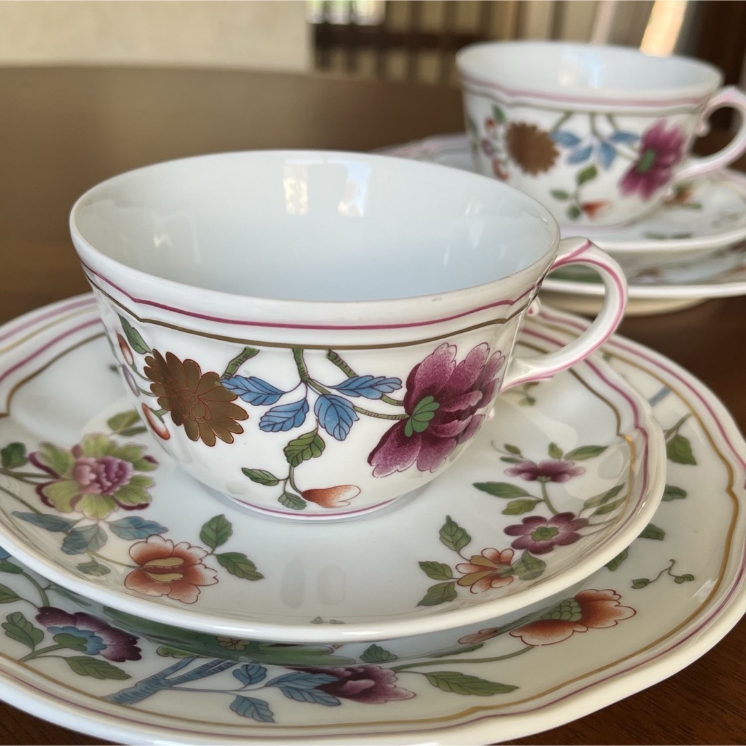 Richard Ginori(リチャードジノリ)の【希少品】リチャードジノリ★グランデューカ★トリオ　ペア②  インテリア/住まい/日用品のキッチン/食器(グラス/カップ)の商品写真