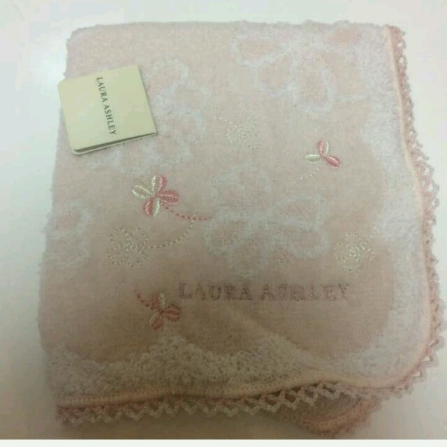 LAURA ASHLEY(ローラアシュレイ)のローラアシュレイ タオルハンカチ レディースのファッション小物(ハンカチ)の商品写真