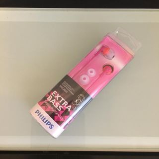 フィリップス(PHILIPS)のイヤホン PHILIPS ピンク♡(ヘッドフォン/イヤフォン)