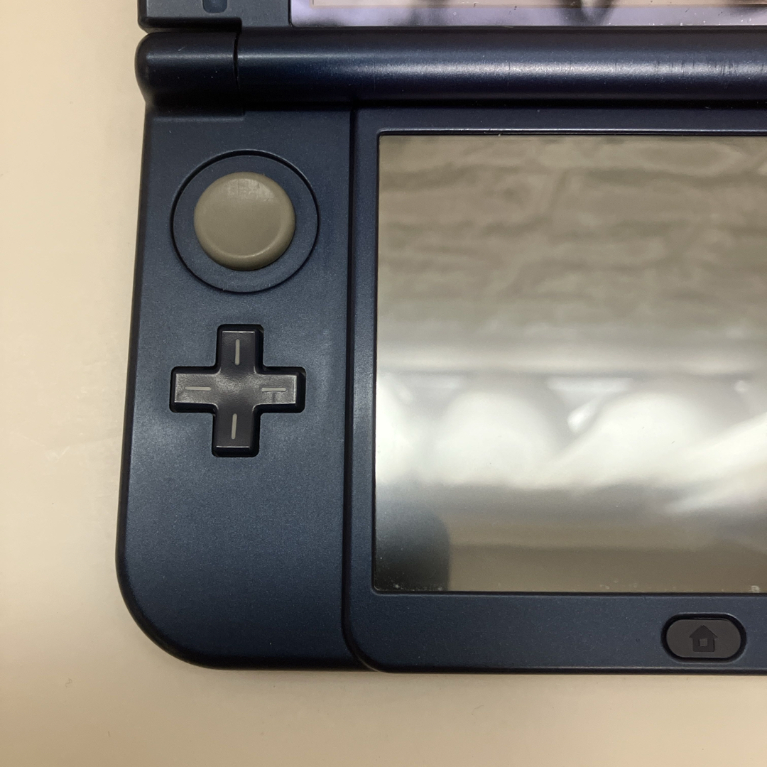 任天堂(ニンテンドウ)のNintendo 3DS NEW ニンテンドー 本体 LL メタリックブルー エンタメ/ホビーのゲームソフト/ゲーム機本体(携帯用ゲーム機本体)の商品写真