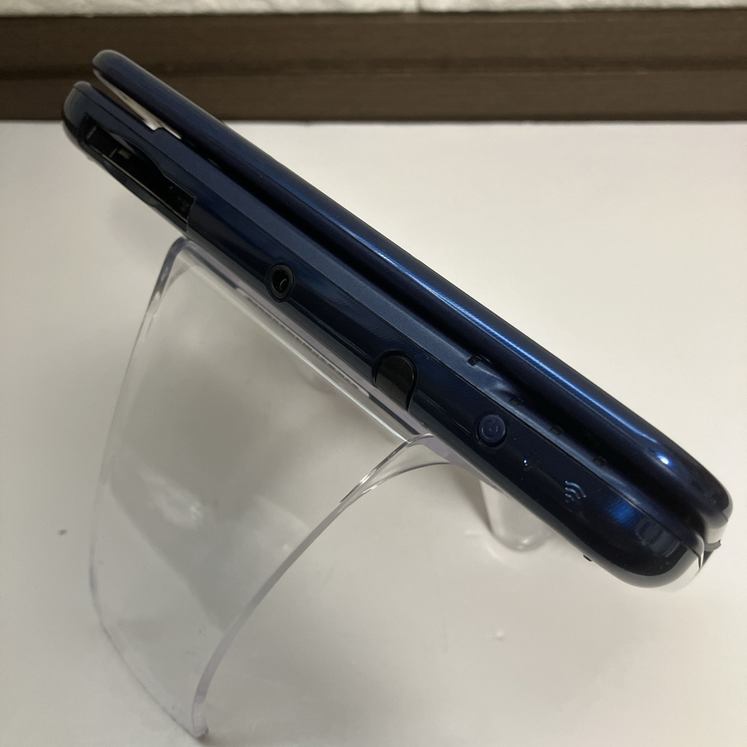 任天堂(ニンテンドウ)のNintendo 3DS NEW ニンテンドー 本体 LL メタリックブルー エンタメ/ホビーのゲームソフト/ゲーム機本体(携帯用ゲーム機本体)の商品写真