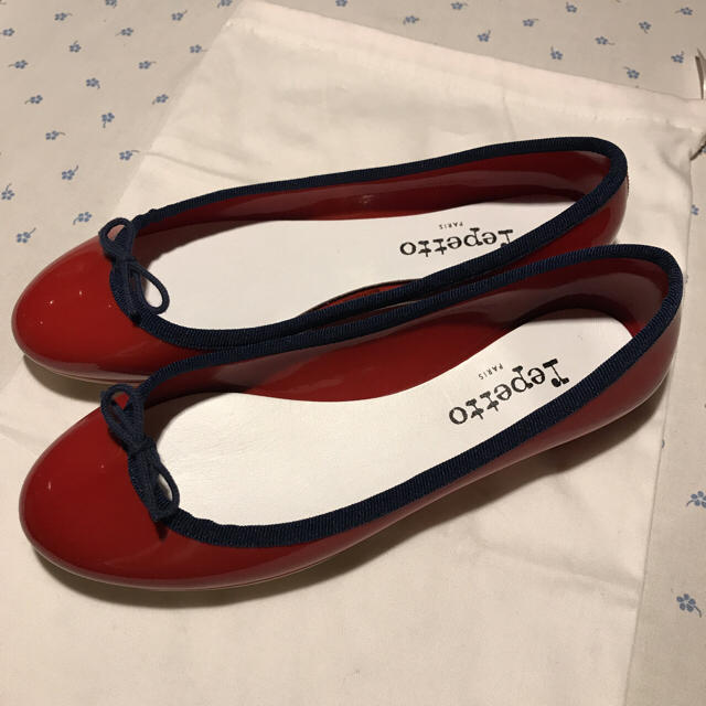 repetto(レペット)の《美品》レペット雨用 バレエシューズ 37 サンドリオンベイビー レッド レディースの靴/シューズ(バレエシューズ)の商品写真