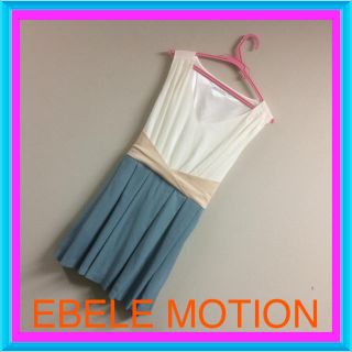 エベルモーション(EBELE MOTION)の上品なバイカラーワンピ(ミニワンピース)