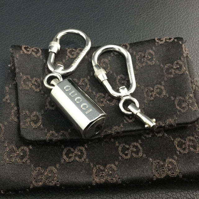 Gucci(グッチ)のグッチ キーリング 美品 箱有 メンズのファッション小物(キーホルダー)の商品写真