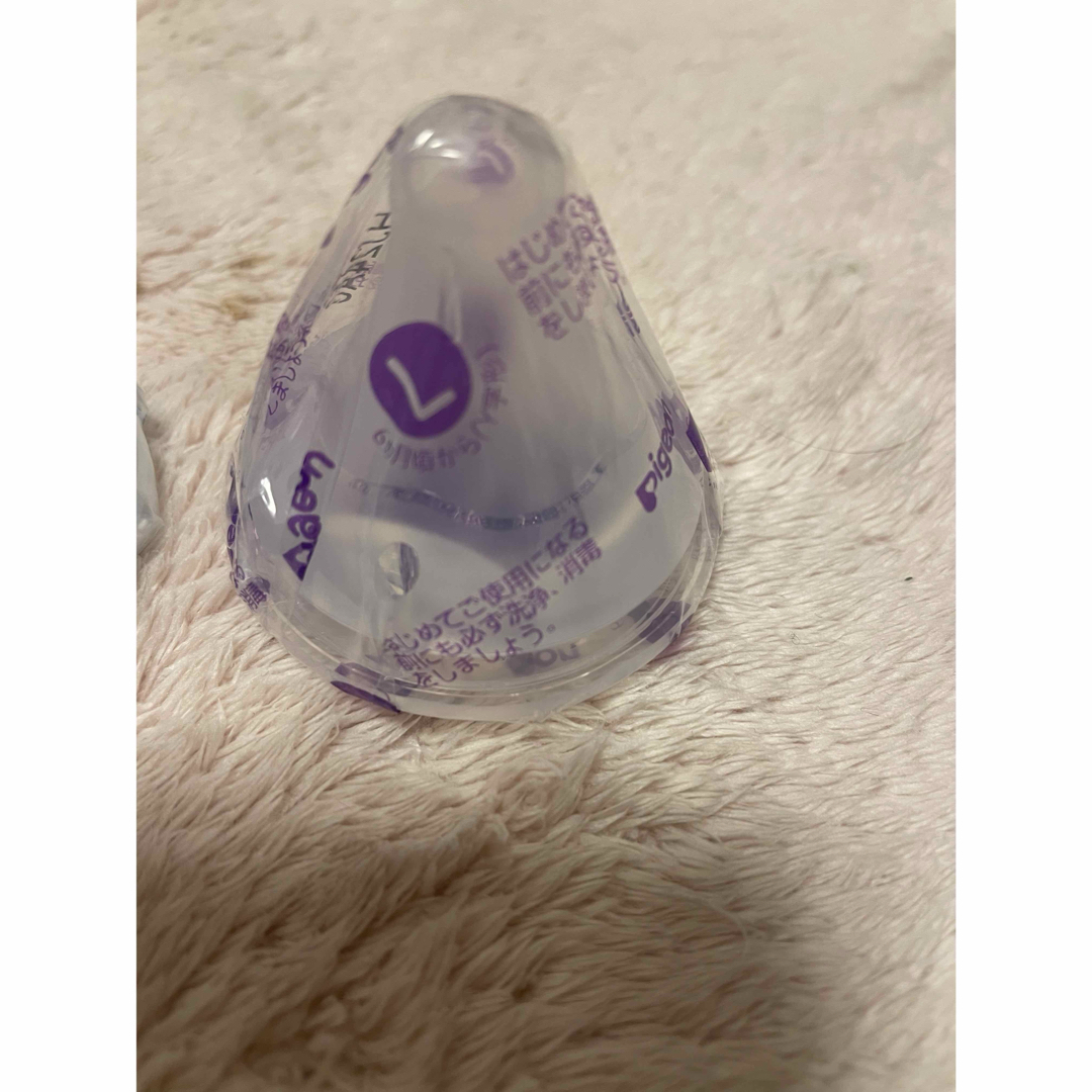 Pigeon(ピジョン)のPigeon 母乳実感乳首　Sサイズ　Lサイズ キッズ/ベビー/マタニティの授乳/お食事用品(哺乳ビン用乳首)の商品写真
