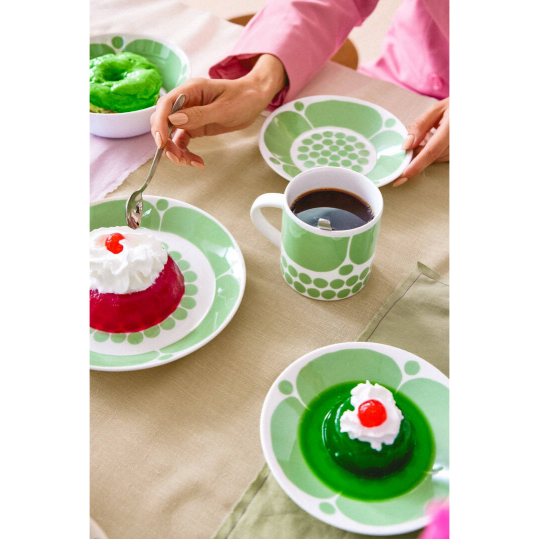 ARABIA(アラビア)の新品 アラビア ARABIA スンヌンタイ マグカップ ライトグリーン 復刻 インテリア/住まい/日用品のキッチン/食器(食器)の商品写真