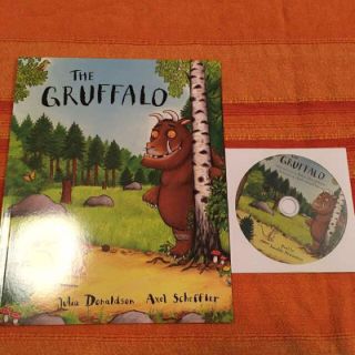 新品 ベストセラー もりでいちばんつよいのは Gruffalo 英語 絵本 CD(洋書)