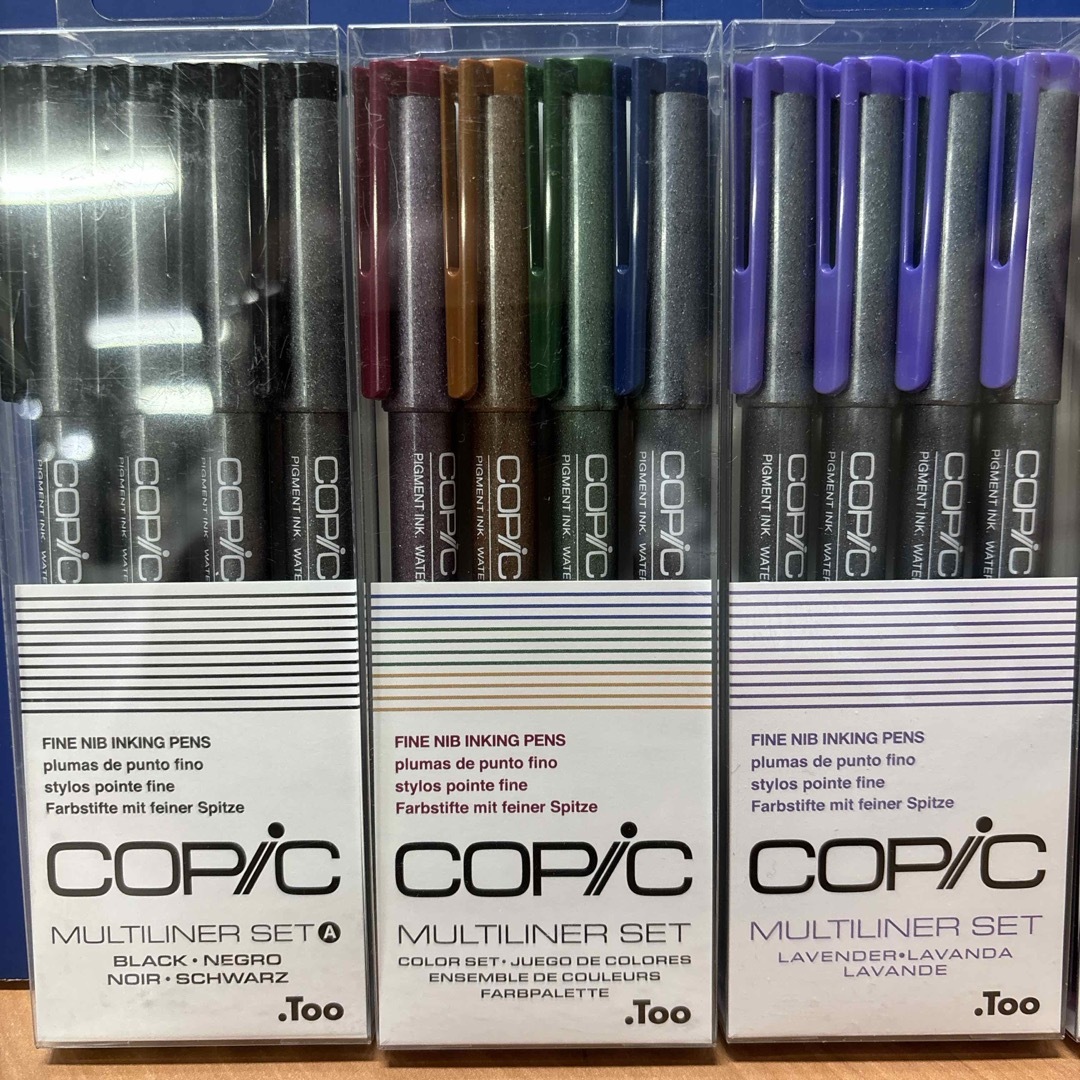 コピックマルチライナー4本組 カラーセット エンタメ/ホビーのアート用品(カラーペン/コピック)の商品写真