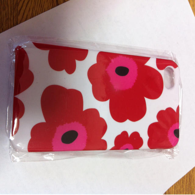 marimekko(マリメッコ)のiPhone4/4sケース スマホ/家電/カメラのスマホアクセサリー(モバイルケース/カバー)の商品写真