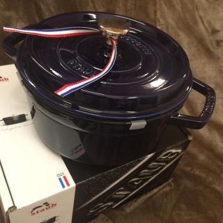 ストウブ(STAUB)の☆新品未使用☆ストウブ ピコ ココットラウンド 22cm ダークブルー(鍋/フライパン)