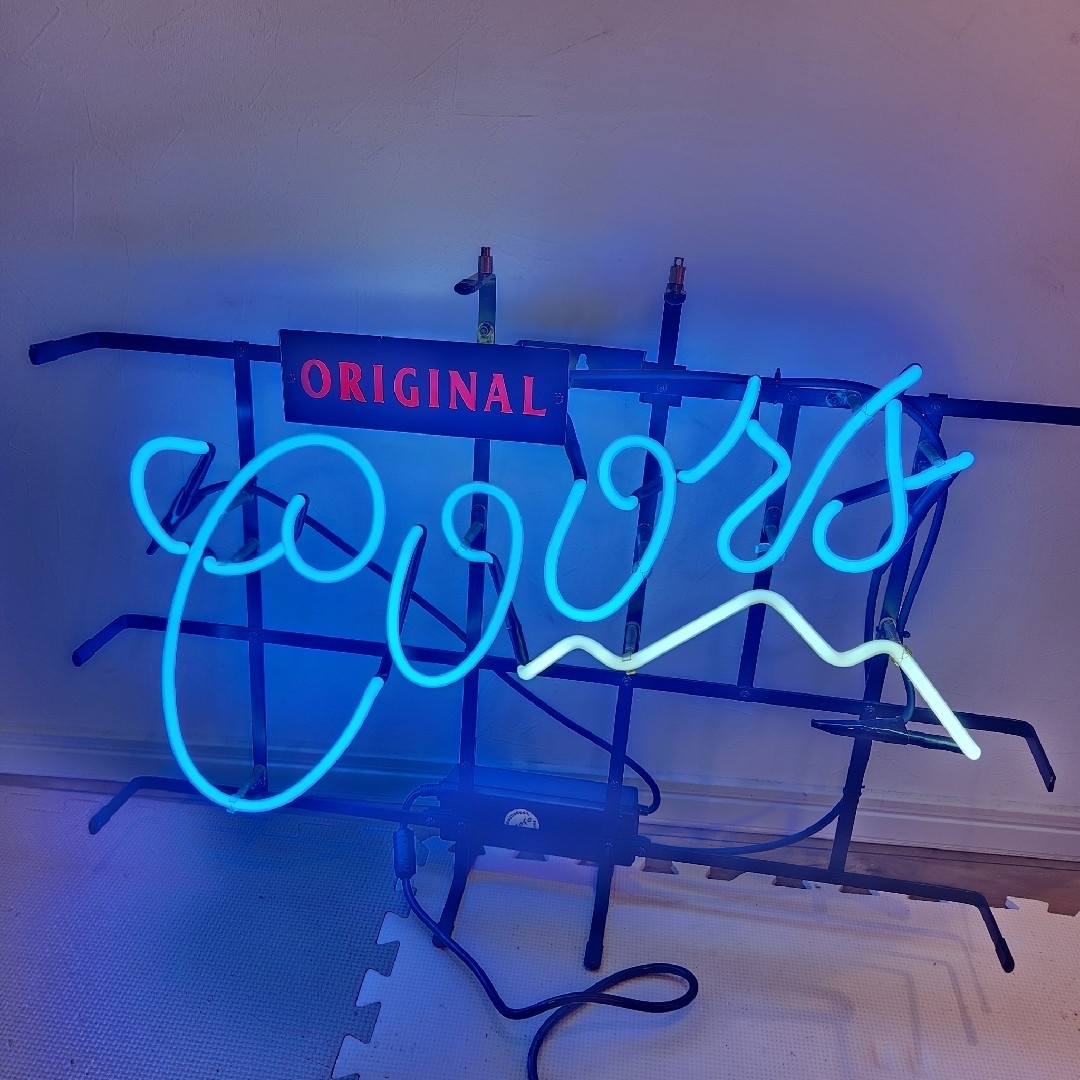 ネオン管 クアーズ ZIMA ライト バー ビール COORS ディスプレイ ネオン管 クアーズ ZIMA ライト バー ビール COORS ディスプレイの通販