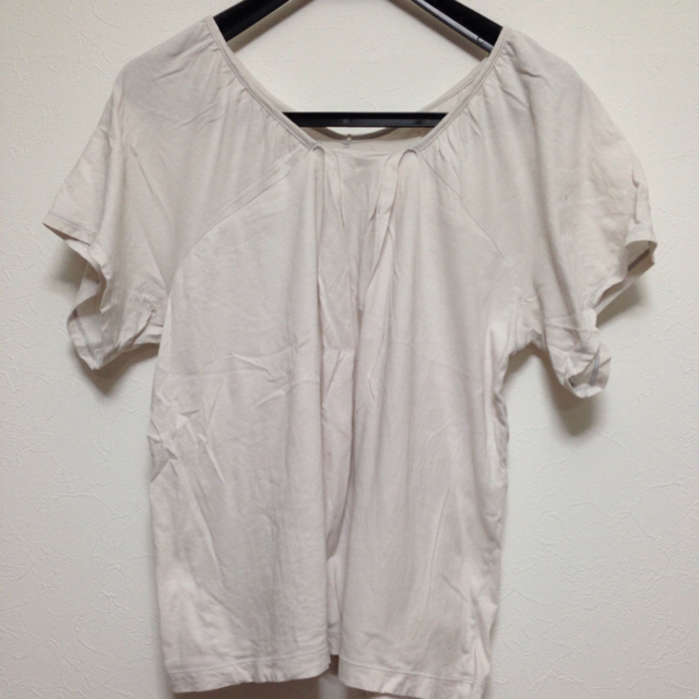MUJI (無印良品)(ムジルシリョウヒン)の妊婦さんTシャツ キッズ/ベビー/マタニティのマタニティ(マタニティウェア)の商品写真
