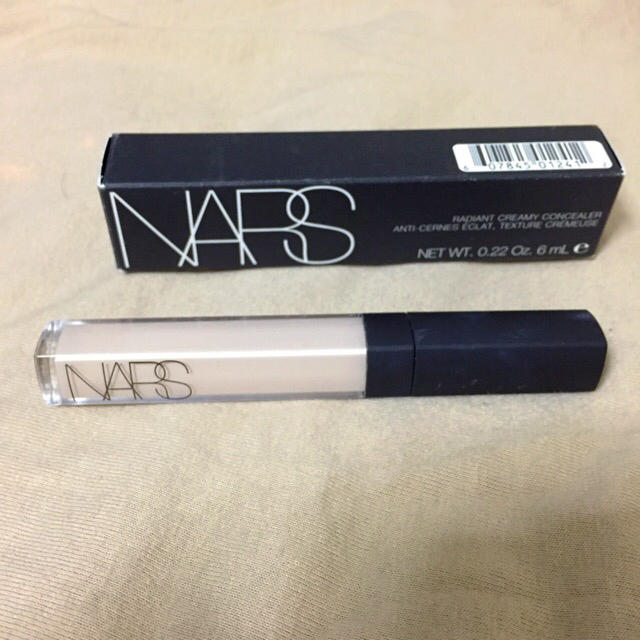 NARS(ナーズ)の《おまけ付き🌟》NARS ナーズ ラディアントクリーミーコンシーラー コスメ/美容のベースメイク/化粧品(コンシーラー)の商品写真