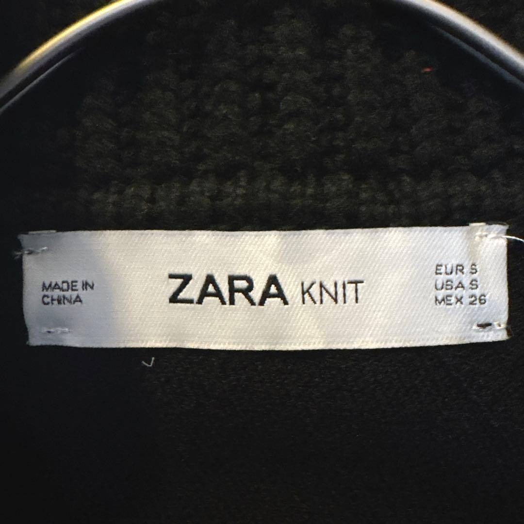 ZARA(ザラ)のZARA ウール混アシンメトリーポンチョ タートルネック S ブラック レディースのジャケット/アウター(ポンチョ)の商品写真