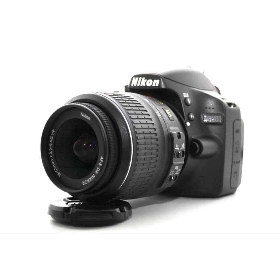 Nikon(ニコン)のシャッター数720回✨Nikon D3200 デジタル一眼レフカメラ スマホ転送 スマホ/家電/カメラのカメラ(デジタル一眼)の商品写真