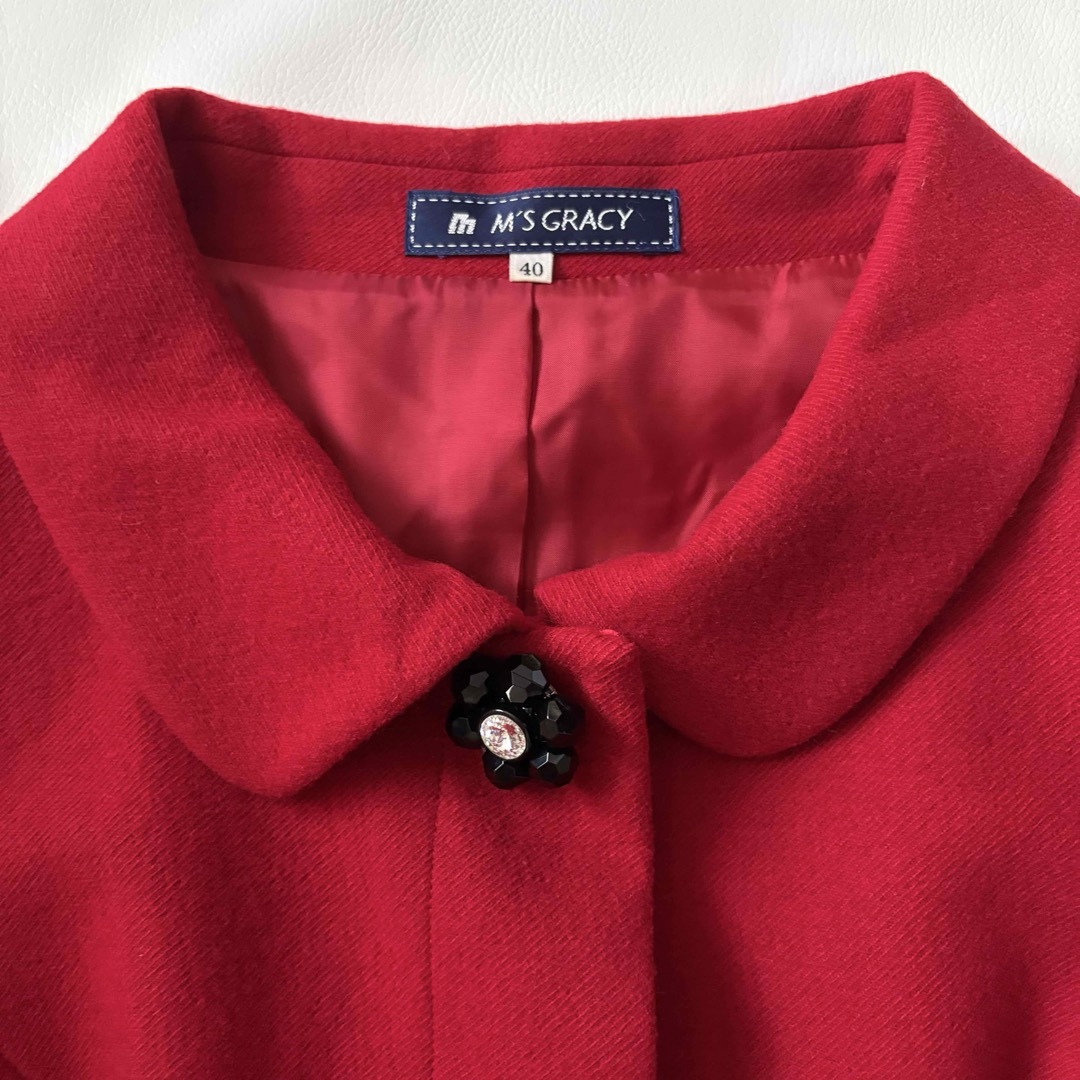 M'S GRACY(エムズグレイシー)のエムズグレイシー リボンコート　赤　レッド　リボン　コート　サイズ40（Ｌ相当） レディースのジャケット/アウター(ロングコート)の商品写真