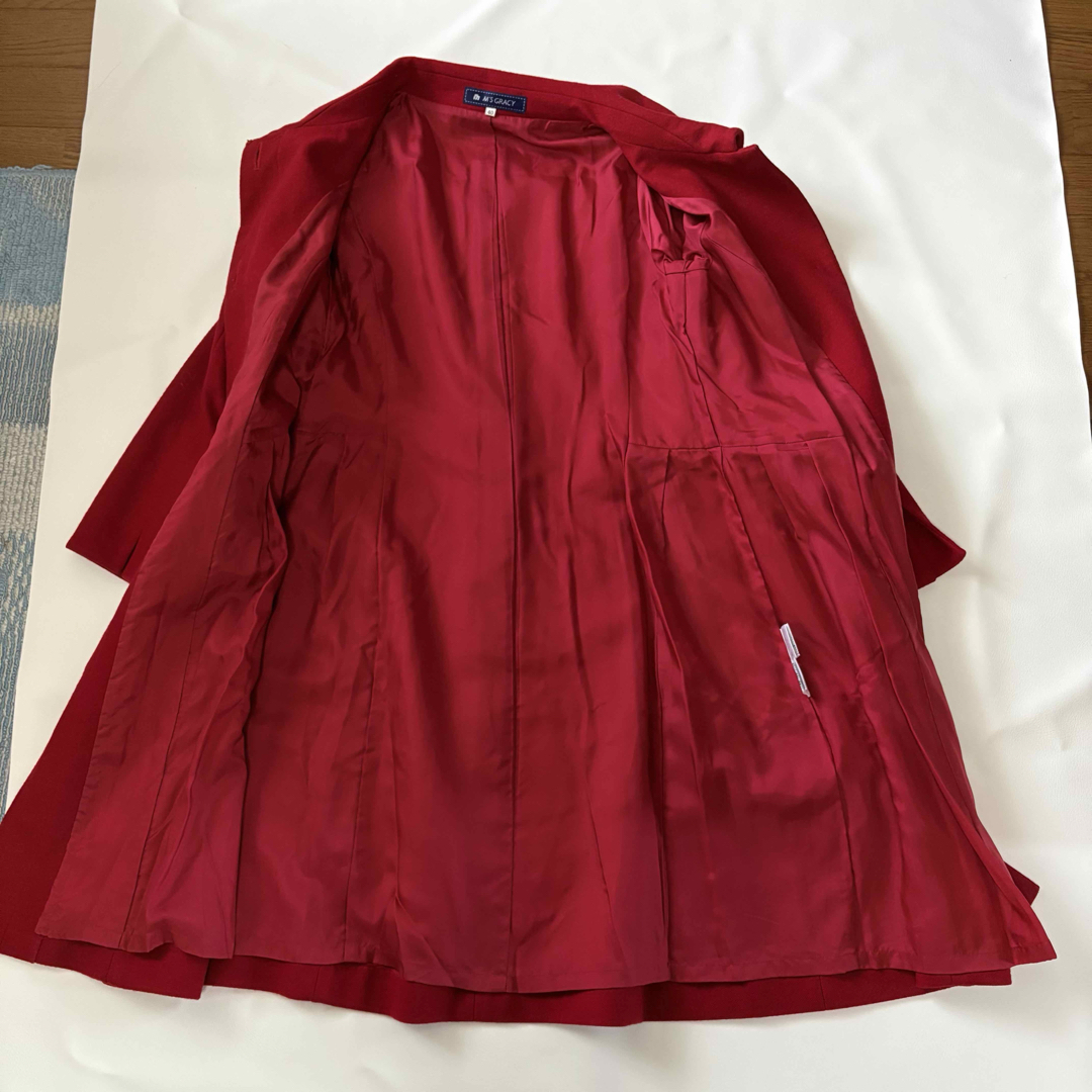 M'S GRACY(エムズグレイシー)のエムズグレイシー リボンコート　赤　レッド　リボン　コート　サイズ40（Ｌ相当） レディースのジャケット/アウター(ロングコート)の商品写真