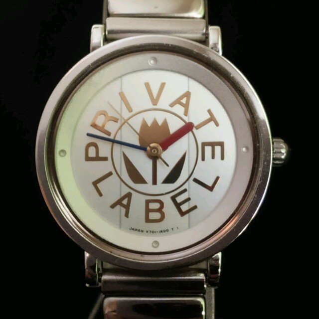PRIVATE LABEL(プライベートレーベル)の彩華さん専用　新品　PRIVATE LABEL　レディース　電池交換済 レディースのファッション小物(腕時計)の商品写真