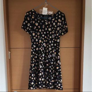 シンシアローリー(Cynthia Rowley)の【美品】シンシアローリー  花柄  フレアワンピース  【定価¥12,000】(ひざ丈ワンピース)