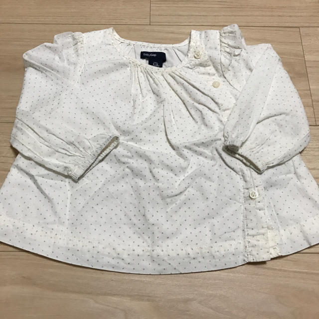 babyGAP(ベビーギャップ)のbabyGap ブラウス キッズ/ベビー/マタニティのベビー服(~85cm)(シャツ/カットソー)の商品写真