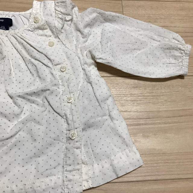 babyGAP(ベビーギャップ)のbabyGap ブラウス キッズ/ベビー/マタニティのベビー服(~85cm)(シャツ/カットソー)の商品写真