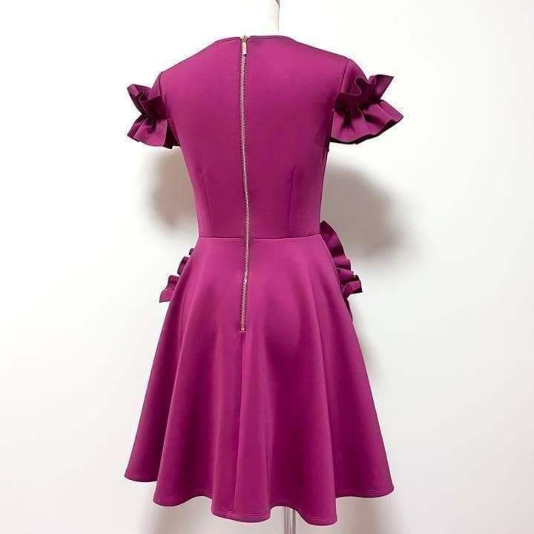 TED BAKER(テッドベーカー)の送料無料 美品 テッドベーカー フレア フリル ワンピース パーティー ドレス レディースのフォーマル/ドレス(ミディアムドレス)の商品写真