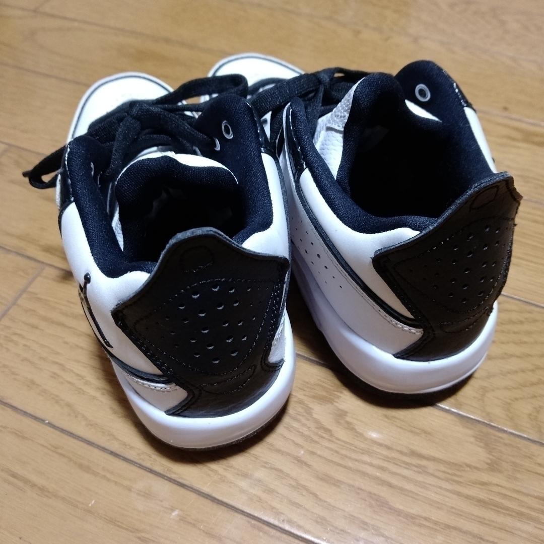 Jordan Brand（NIKE）(ジョーダン)の新品未使用NIKEjordanスニーカー 23cm レディースの靴/シューズ(スニーカー)の商品写真