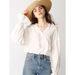 マウジー(moussy)の今だけセール moussy ボリューム スリーブ チュニック (チュニック)