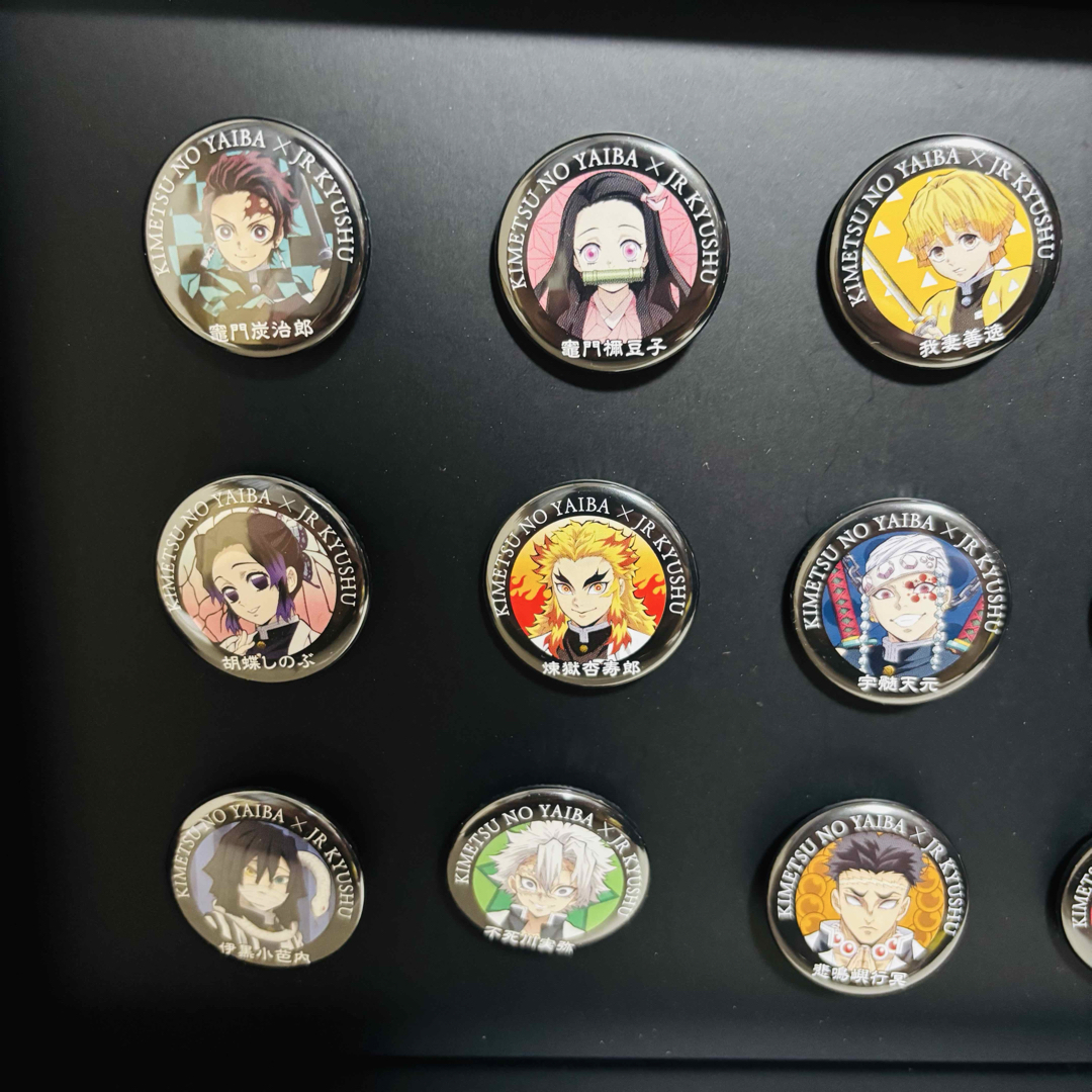 鬼滅の刃(キメツノヤイバ)の鬼滅の刃 × JR九州 劇場版 無限列車編 コラボ 特典 缶バッジセット 非売品 エンタメ/ホビーのアニメグッズ(バッジ/ピンバッジ)の商品写真